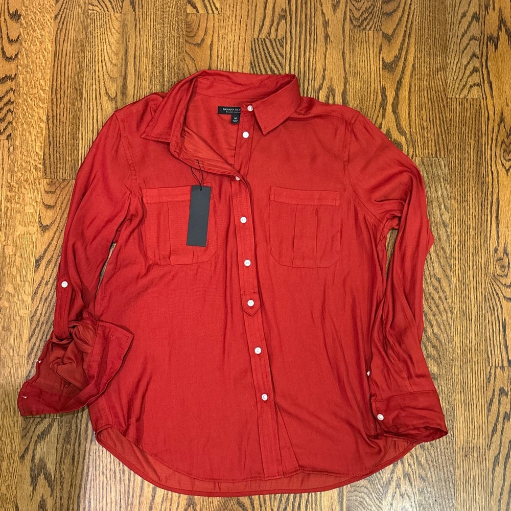 NWT Women's Red Button-Up Shirt Banana Republic